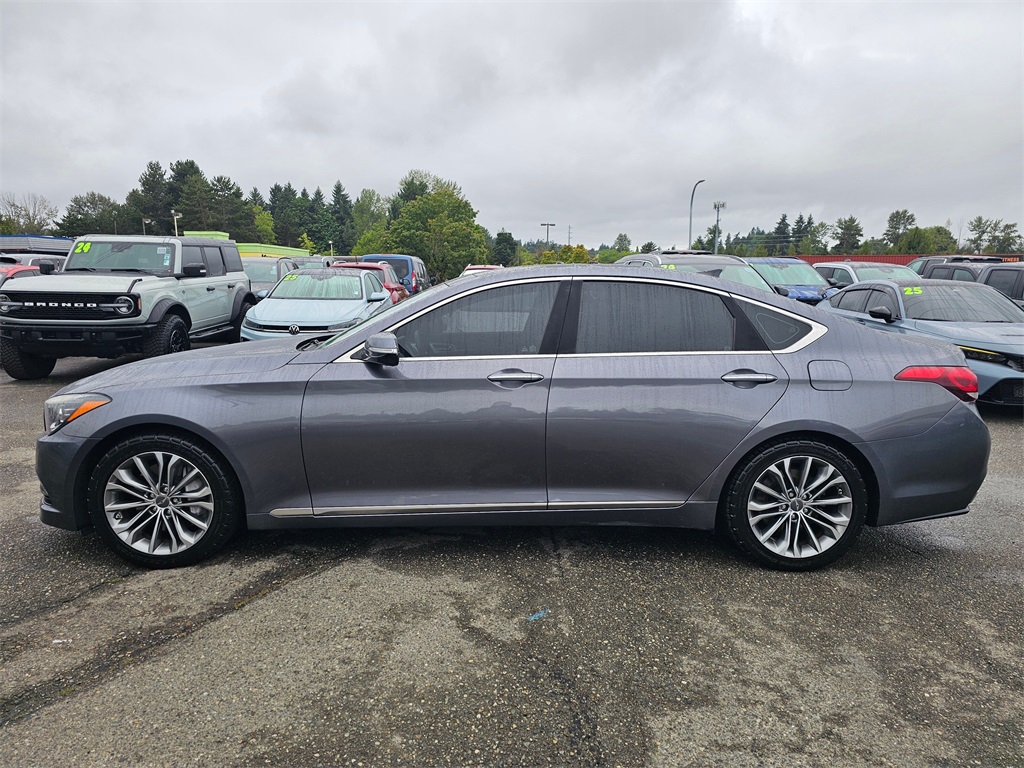2015 Hyundai Genesis 3.8 photo 4