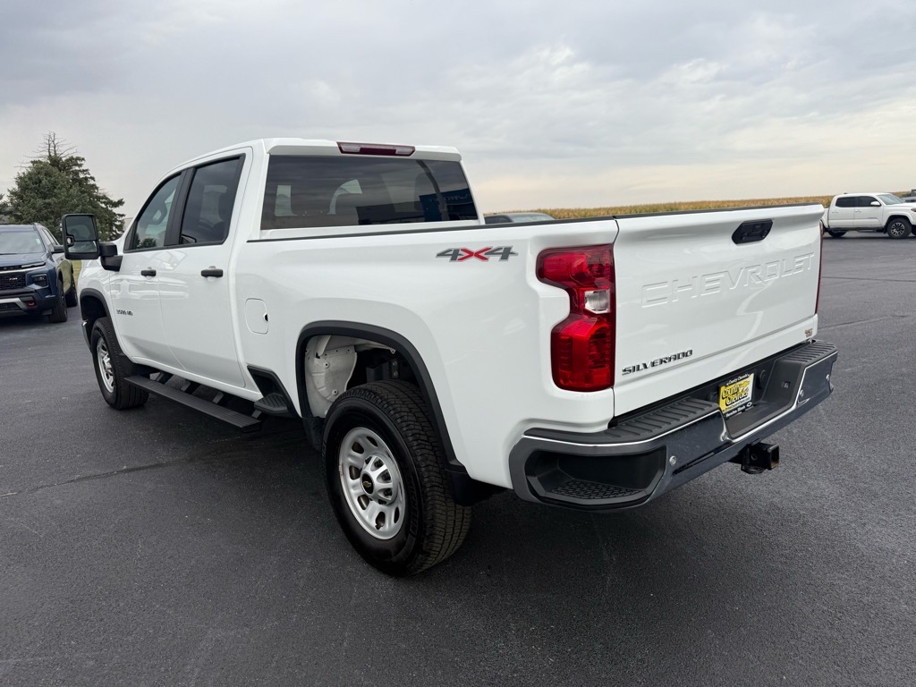2024 Chevrolet Silverado 3500HD photo 3