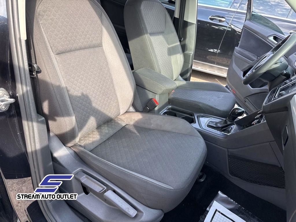 2019 Volkswagen Tiguan S photo 26