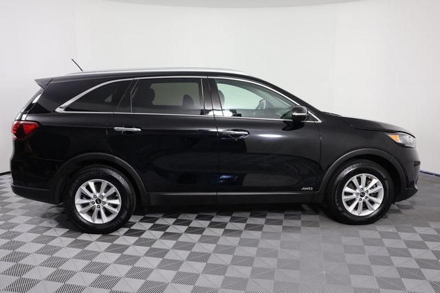 2020 Kia Sorento LX photo 5