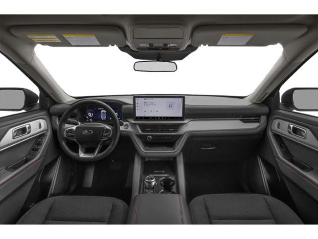 2025 Ford Explorer photo 4