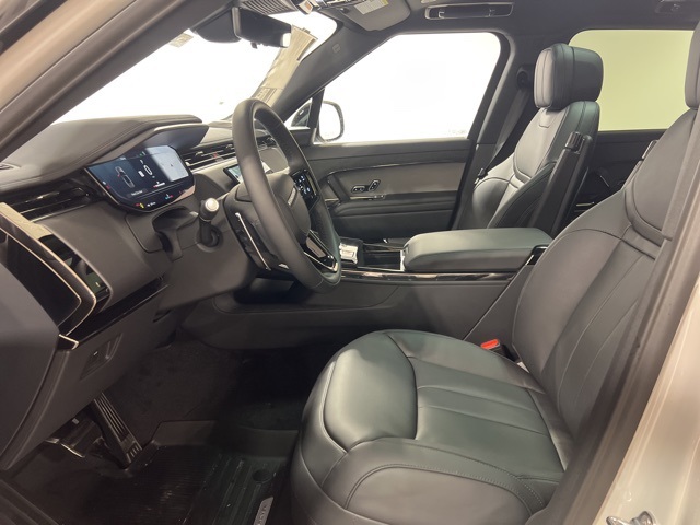 2025 Land Rover Range Rover Sport SE photo 10