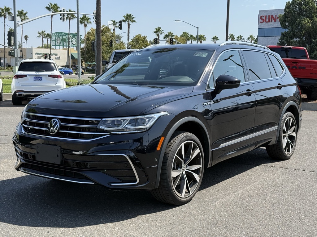 2022 Volkswagen Tiguan SEL Premium R-Line photo 4