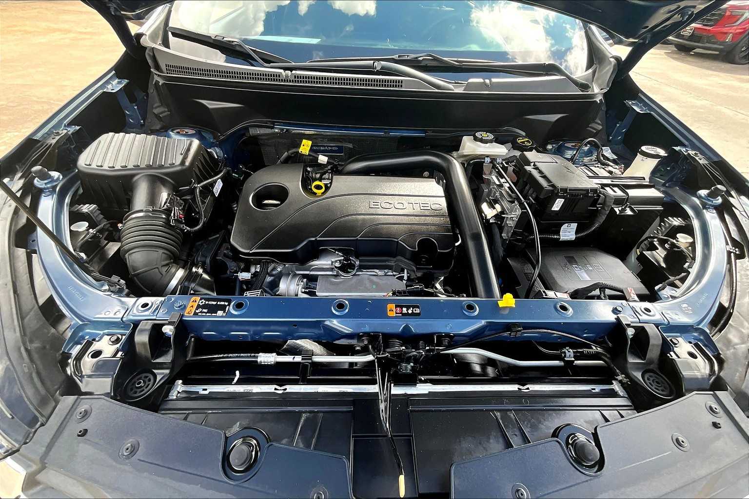 2024 Chevrolet Equinox LT photo 29