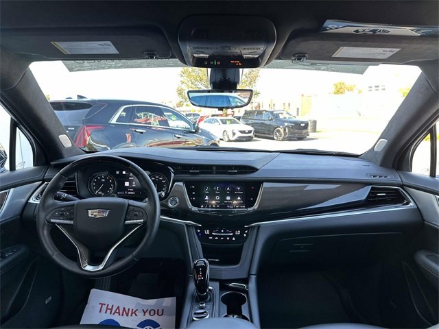 2025 Cadillac XT6 Premium Luxury photo 28