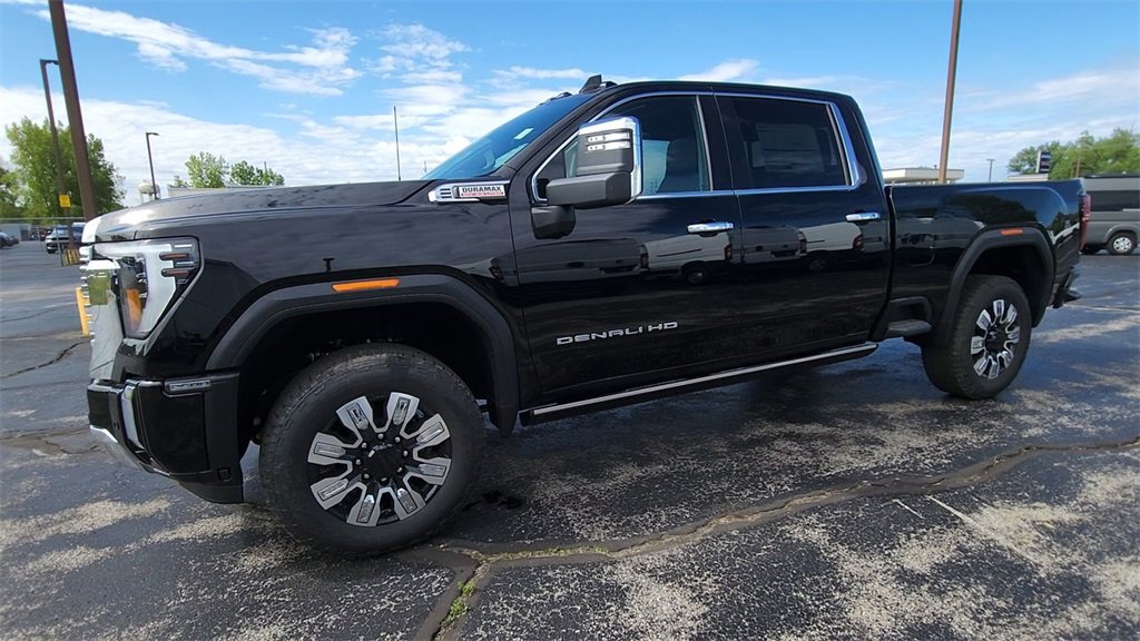 2025 Gmc Sierra 2500 HD Denali photo 4