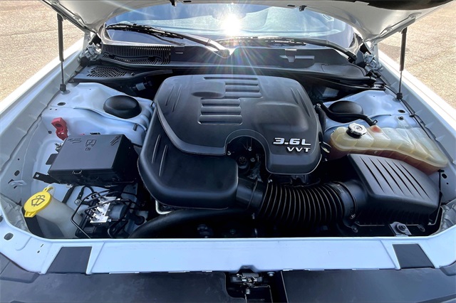 2022 Dodge Challenger SXT photo 23