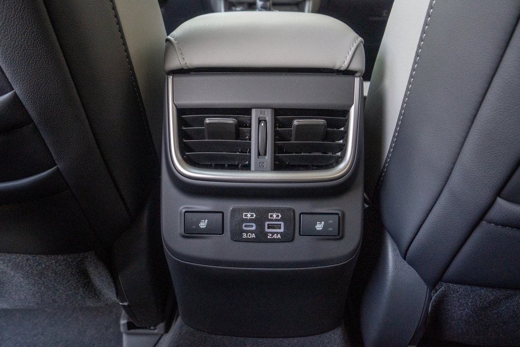 2025 Subaru Legacy Limited photo 18