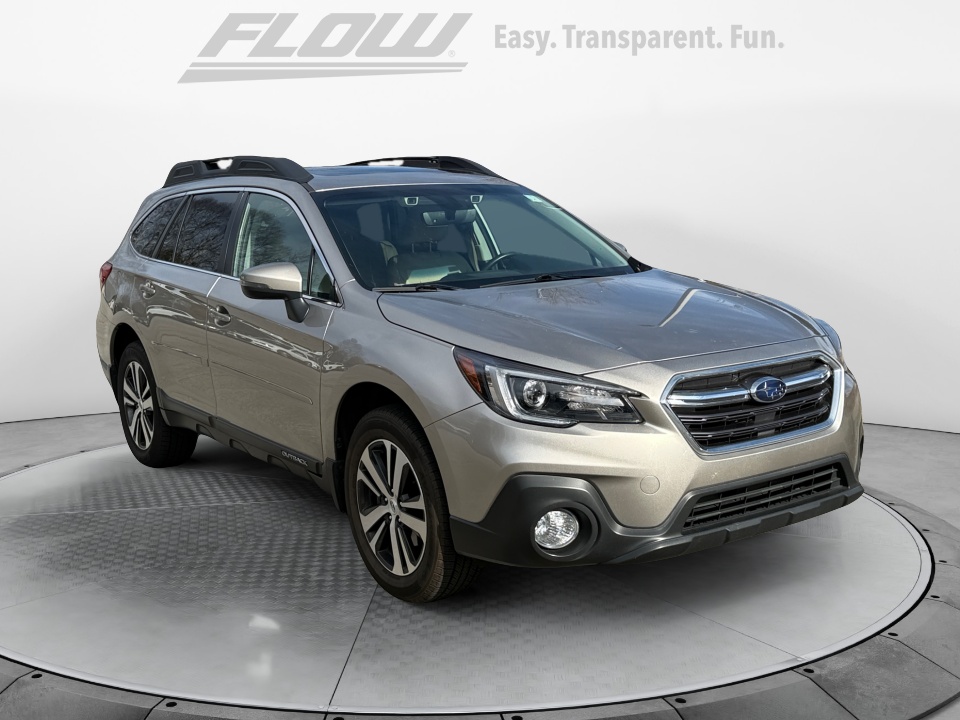 2018 Subaru Outback Limited's photo