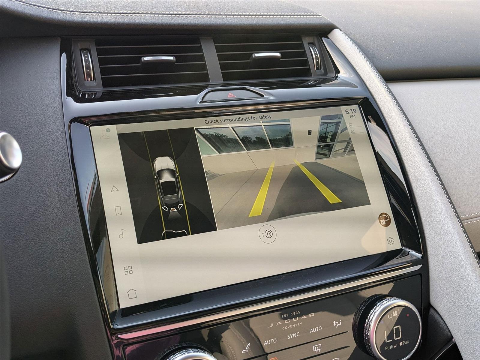 2024 Jaguar E-PACE R-Dynamic SE photo 21
