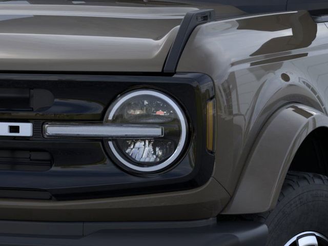 2025 Ford Bronco Outer Banks photo 15