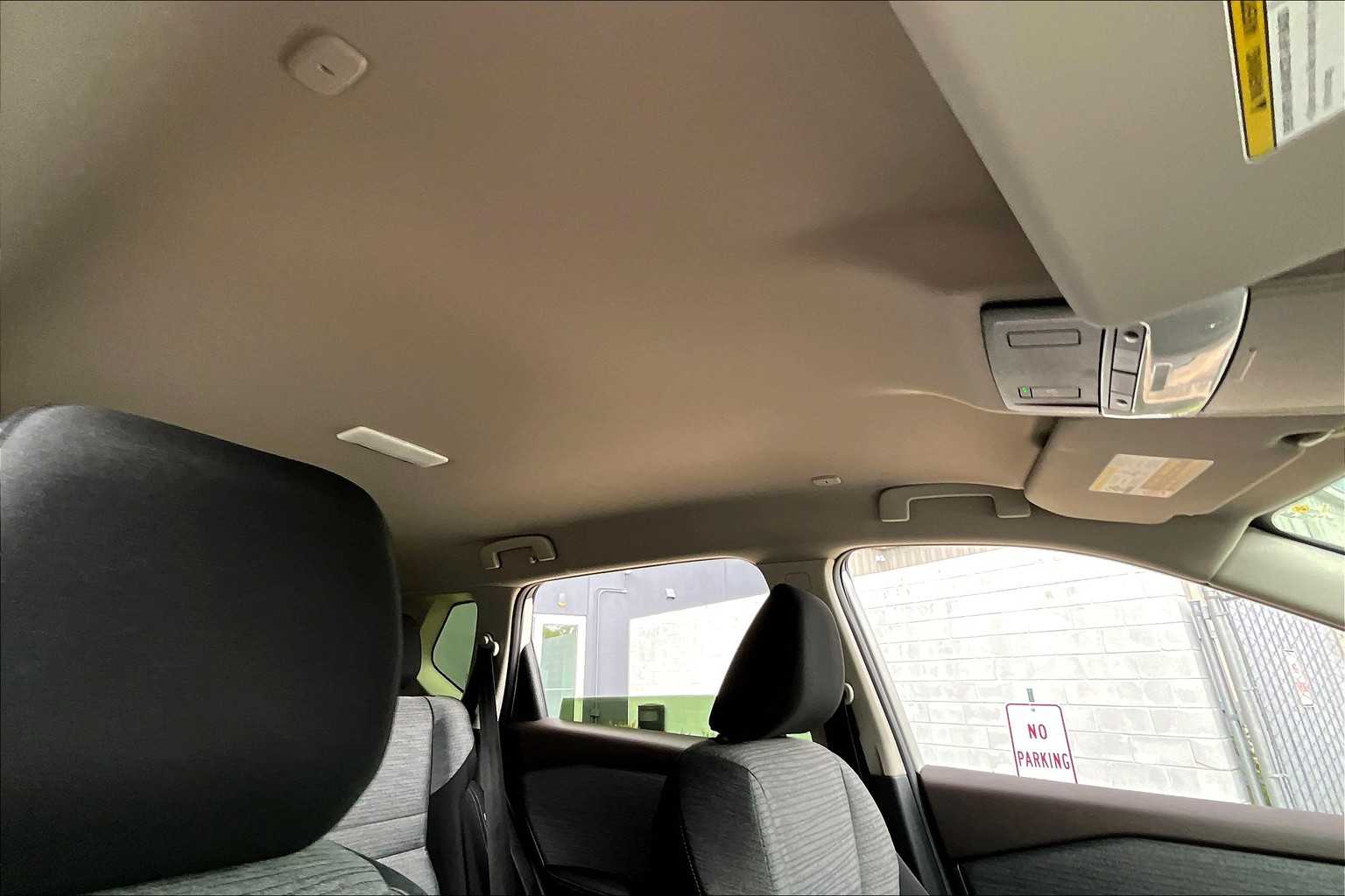 2023 Nissan Rogue SV photo 12