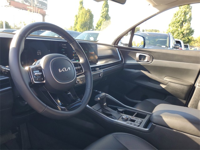 2025 Kia Sorento S photo 12