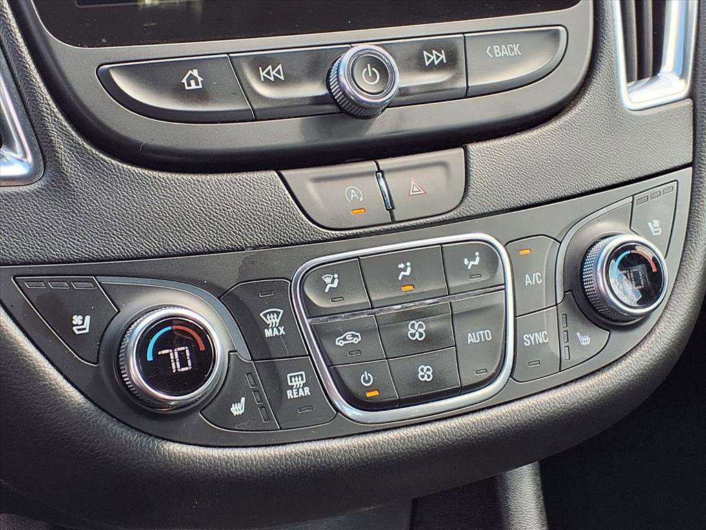 2024 Chevrolet Malibu Premier 2LT photo 12