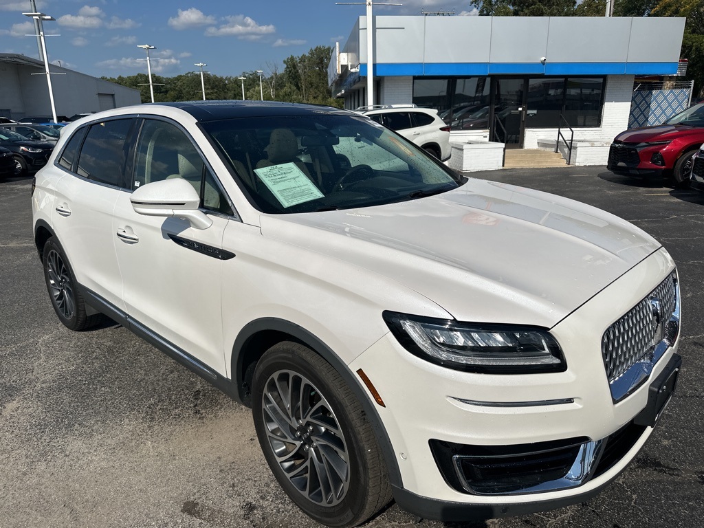 2019 Lincoln Nautilus Reserve photo 41