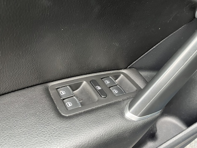 2022 Volkswagen Passat 2.0T SE photo 24