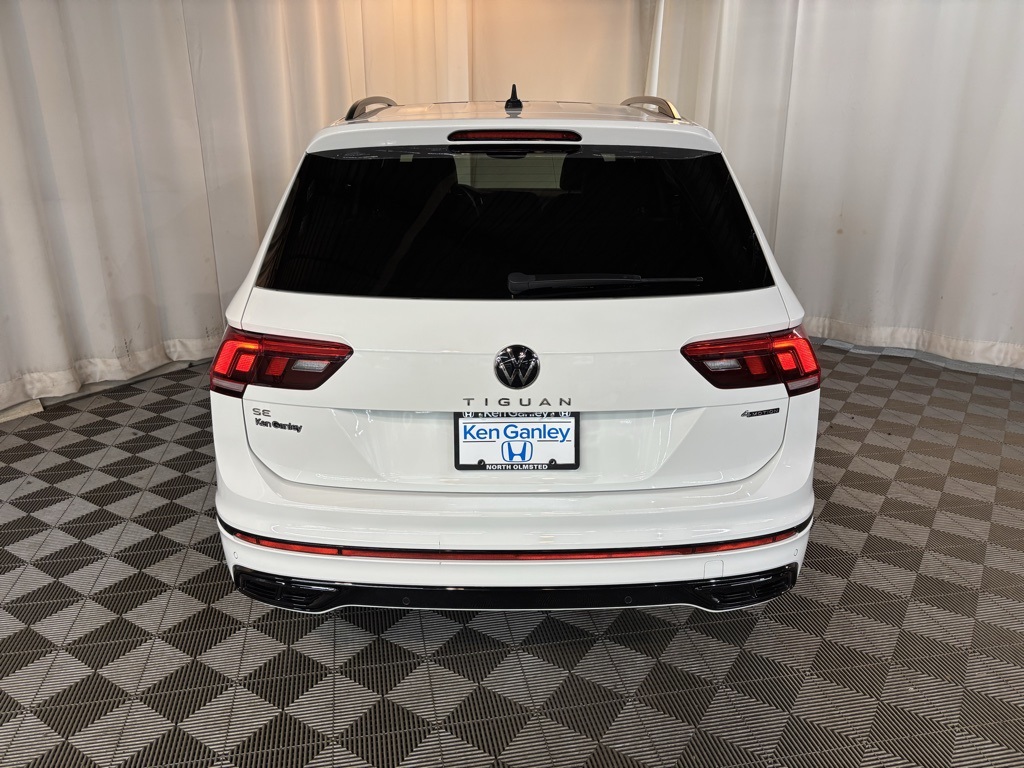 2022 Volkswagen Tiguan SE R-Line Black photo 3