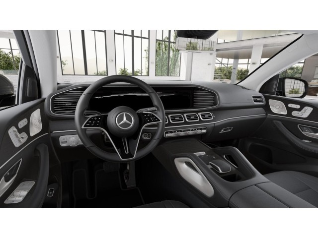 2026 Mercedes Benz GLE 450 4MATIC photo 3