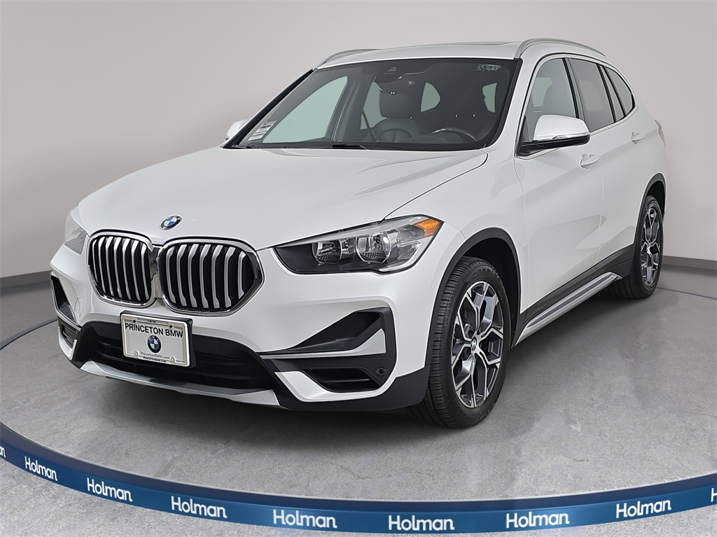 2021 BMW X1 28i's photo