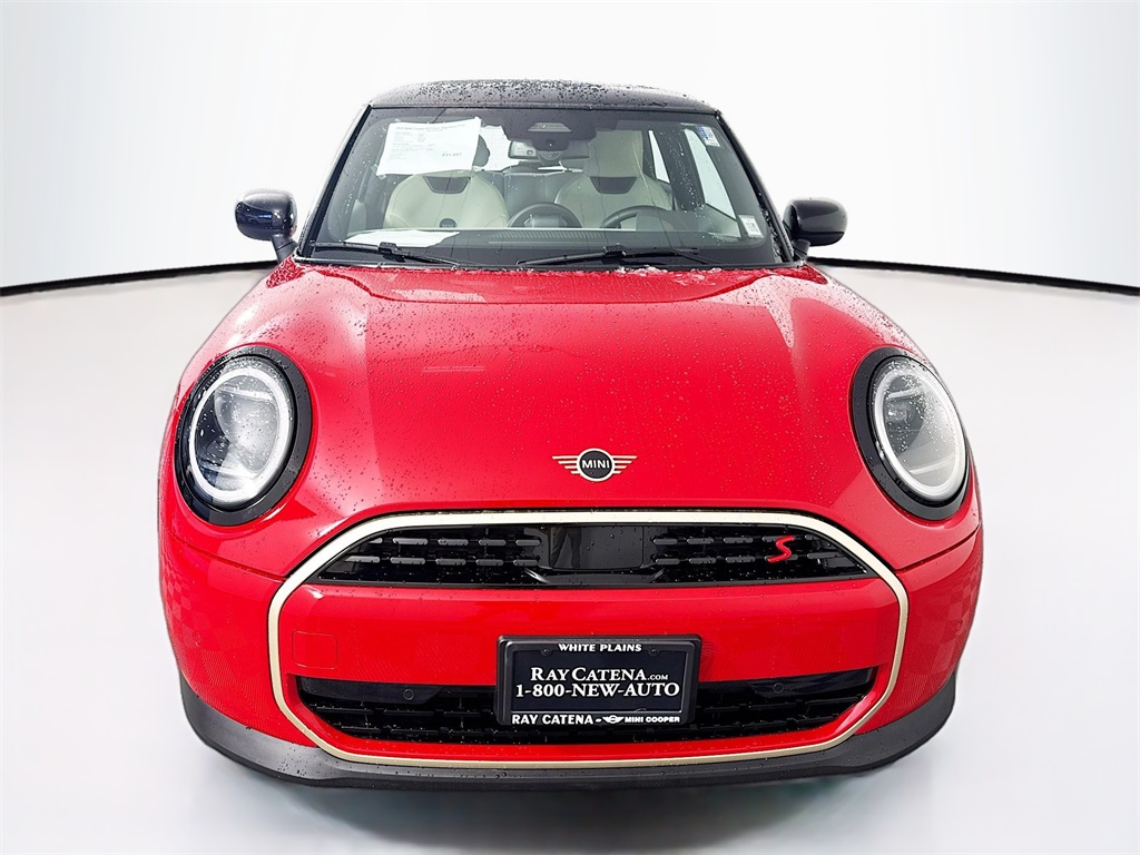 2025 Mini Cooper S Hardtop 2 Door photo 2