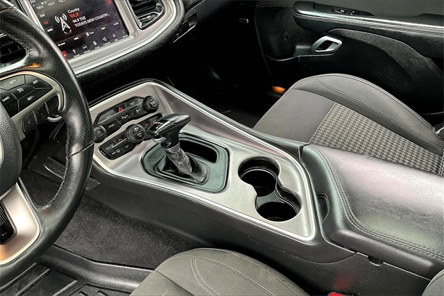 2019 Dodge Challenger SXT photo 18