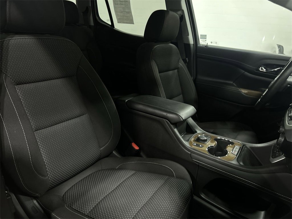 2023 Gmc Acadia SLE photo 25
