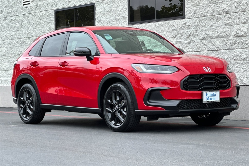 2025 Honda HR-V Sport photo 2