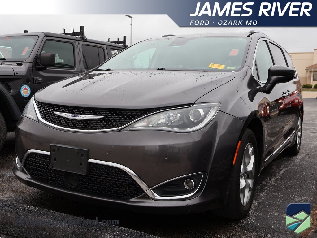 2019 Chrysler Pacifica Touring L Plus