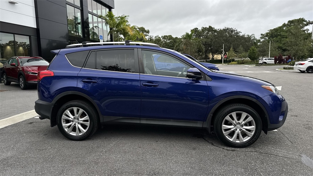 2015 Toyota RAV4 Limited photo 4