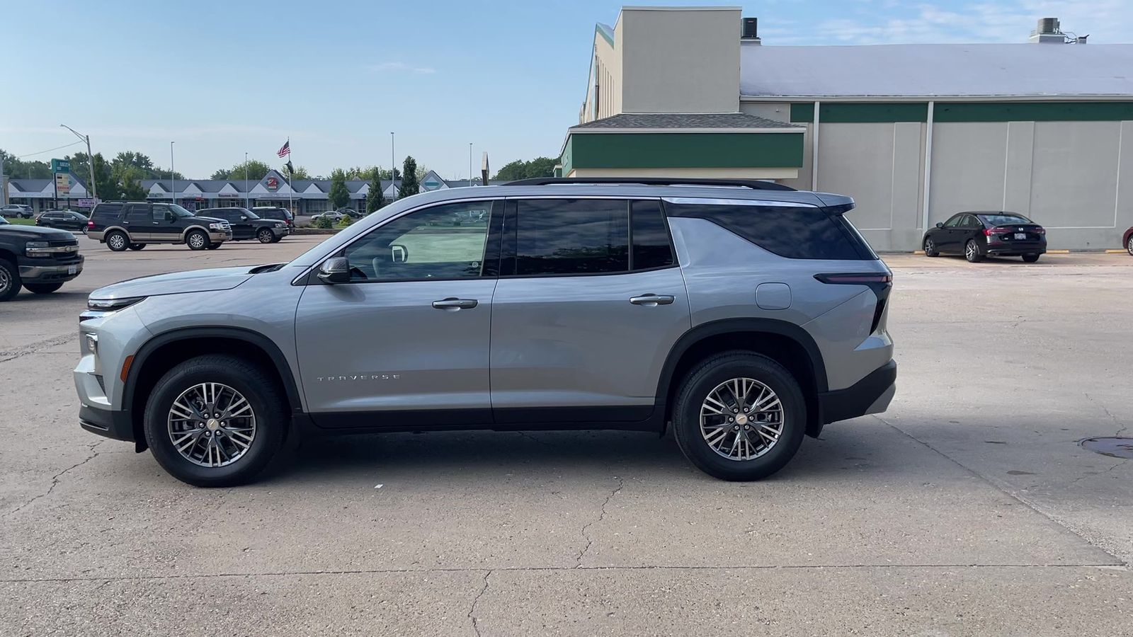 2026 Chevrolet Traverse photo 16