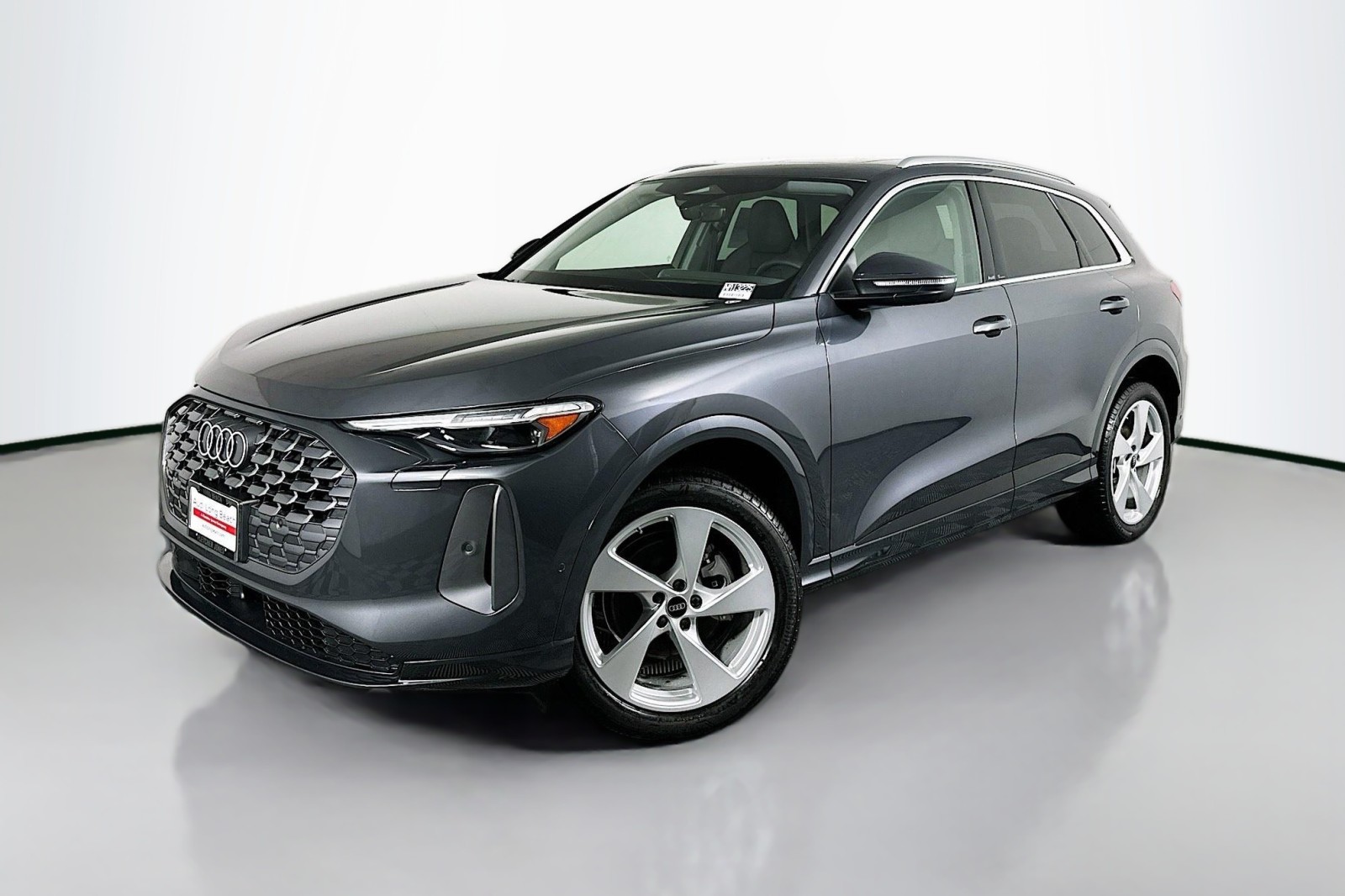 2025 Audi New Q5 Premium Plus's photo