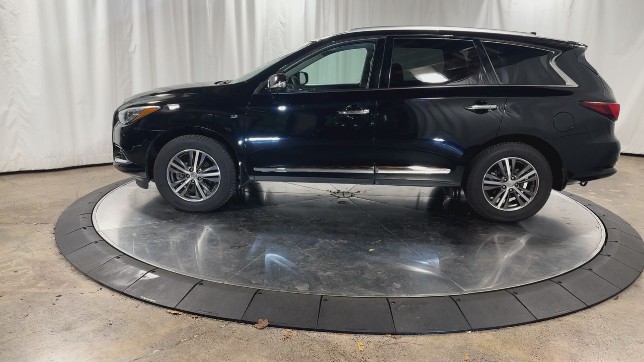 2019 Infiniti QX60 Luxe photo 3