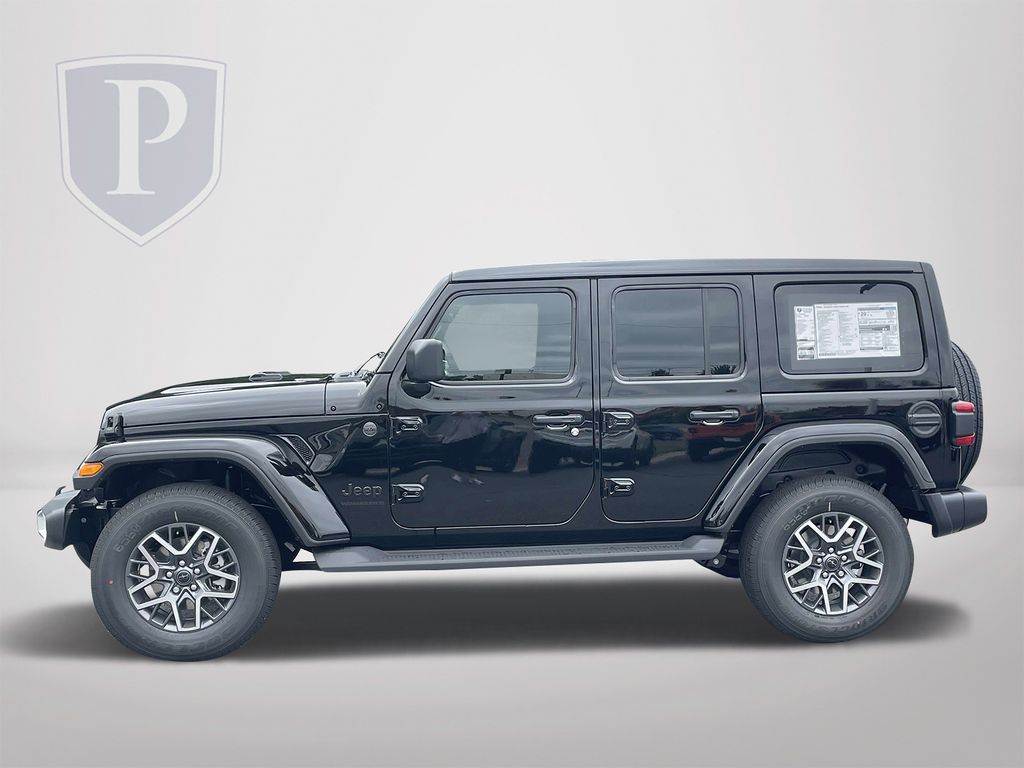 2025 Jeep Wrangler Sahara photo 4
