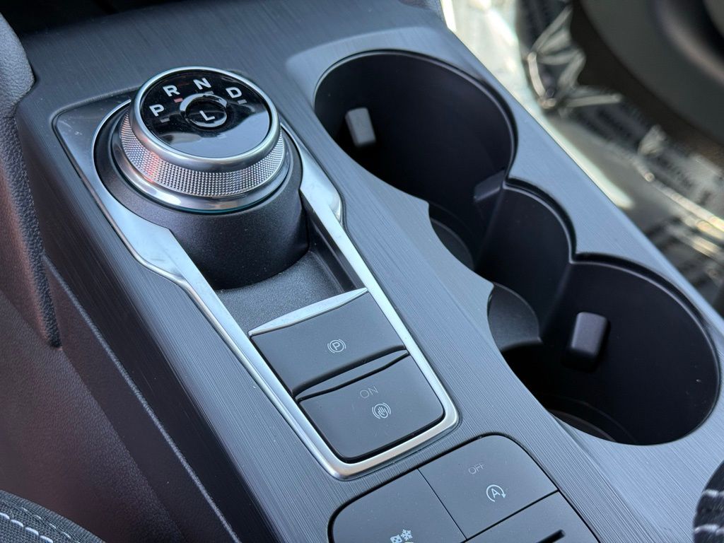 2025 Ford Escape Active photo 10