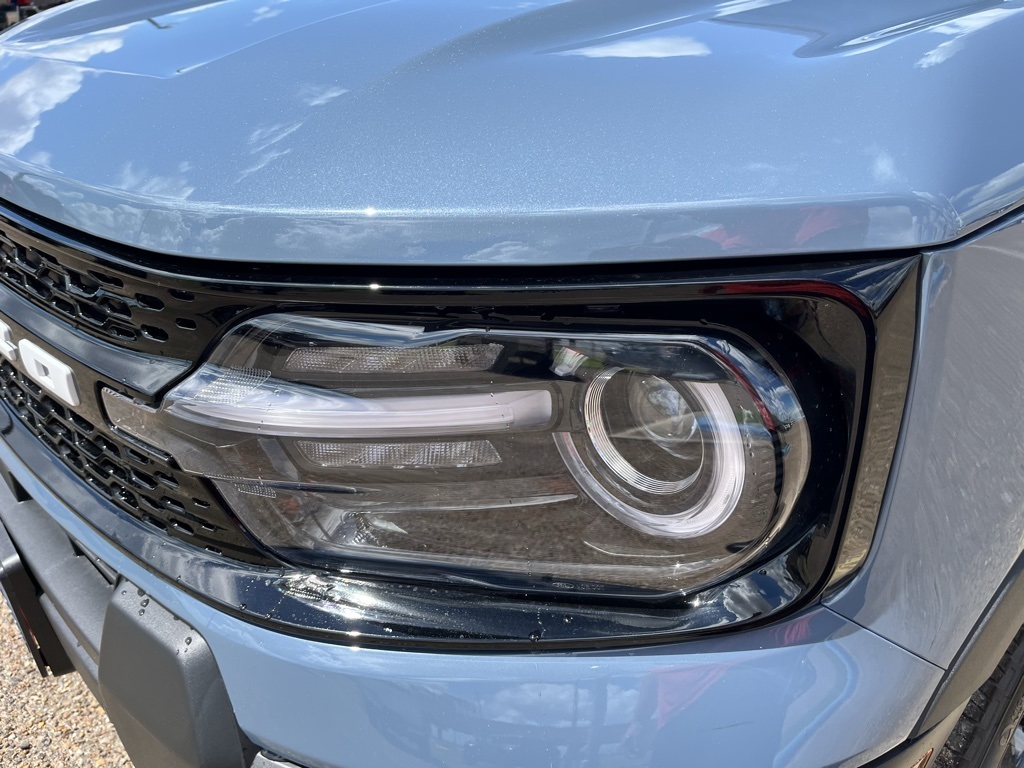 2025 Ford Bronco Sport Outer Banks photo 8