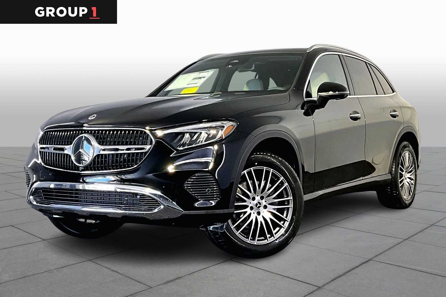2026 Mercedes-Benz GLC Base's photo