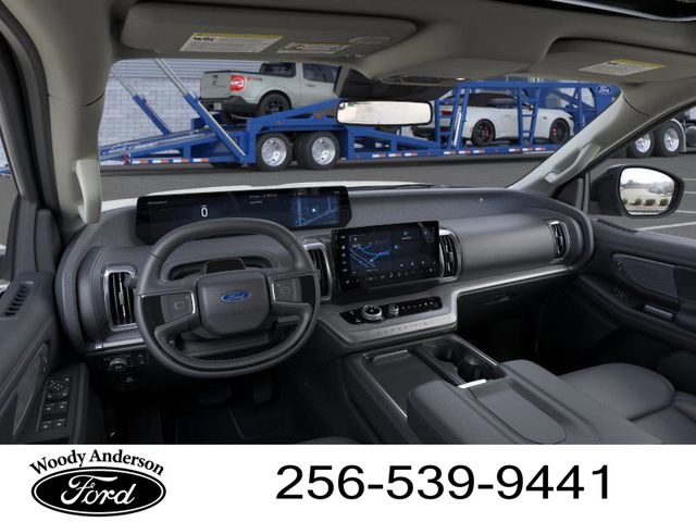 2025 Ford Expedition Platinum photo 9