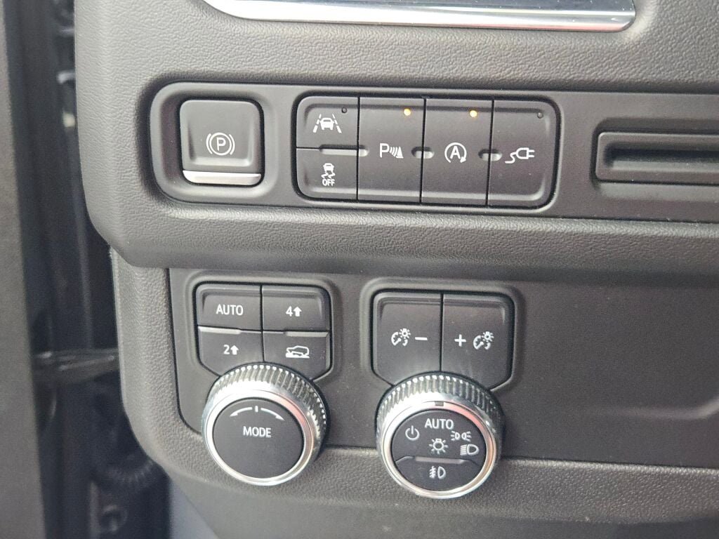2022 Gmc Yukon XL SLT photo 24