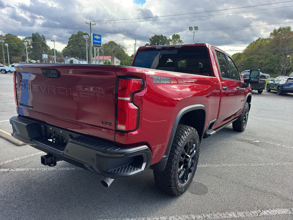 2026 Chevrolet Silverado 2500HD LTZ photo 4