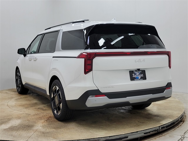 2026 Kia Carnival EX photo 4