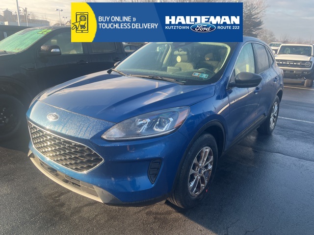 2022 Ford Escape SE's photo