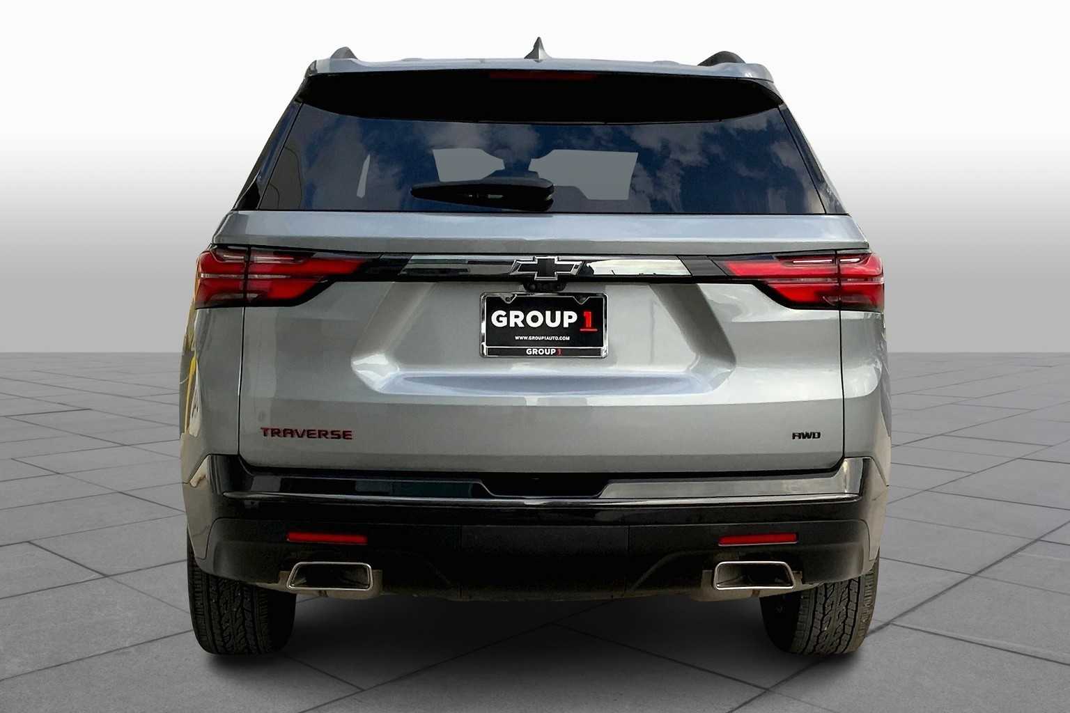 2023 Chevrolet Traverse Premier photo 4
