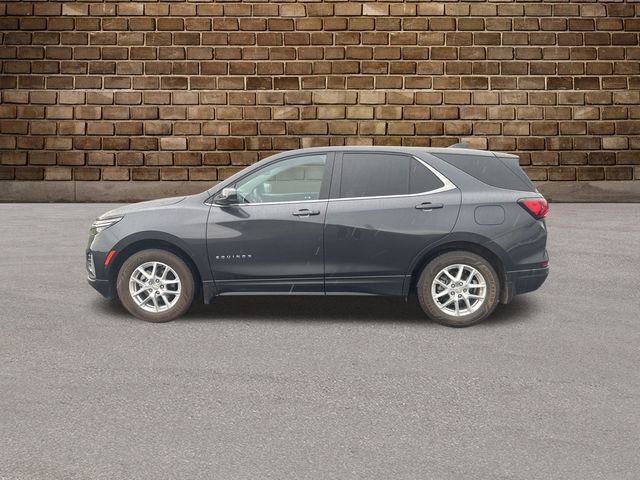 2022 Chevrolet Equinox LT photo 2