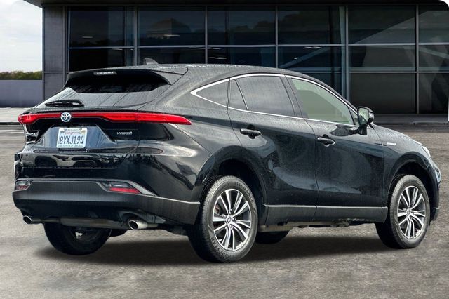 2021 Toyota Venza LE photo 4