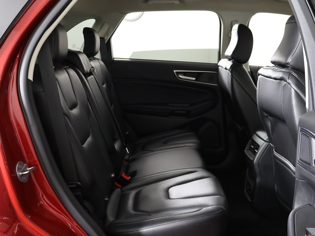 2022 Ford Edge Titanium photo 27