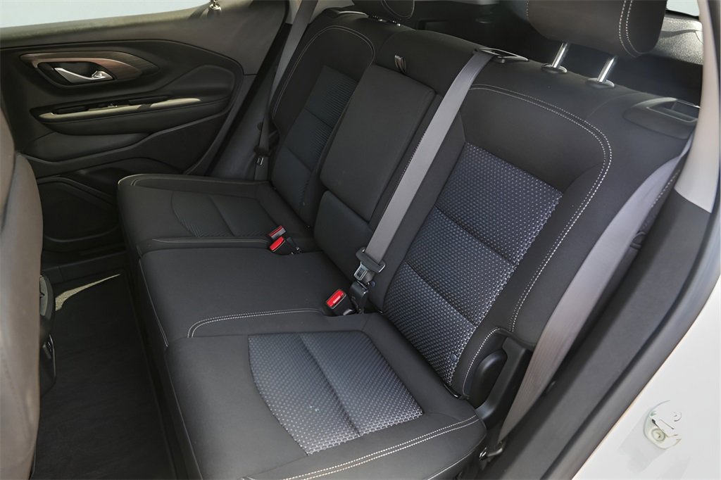 2022 Gmc Terrain SLE photo 23