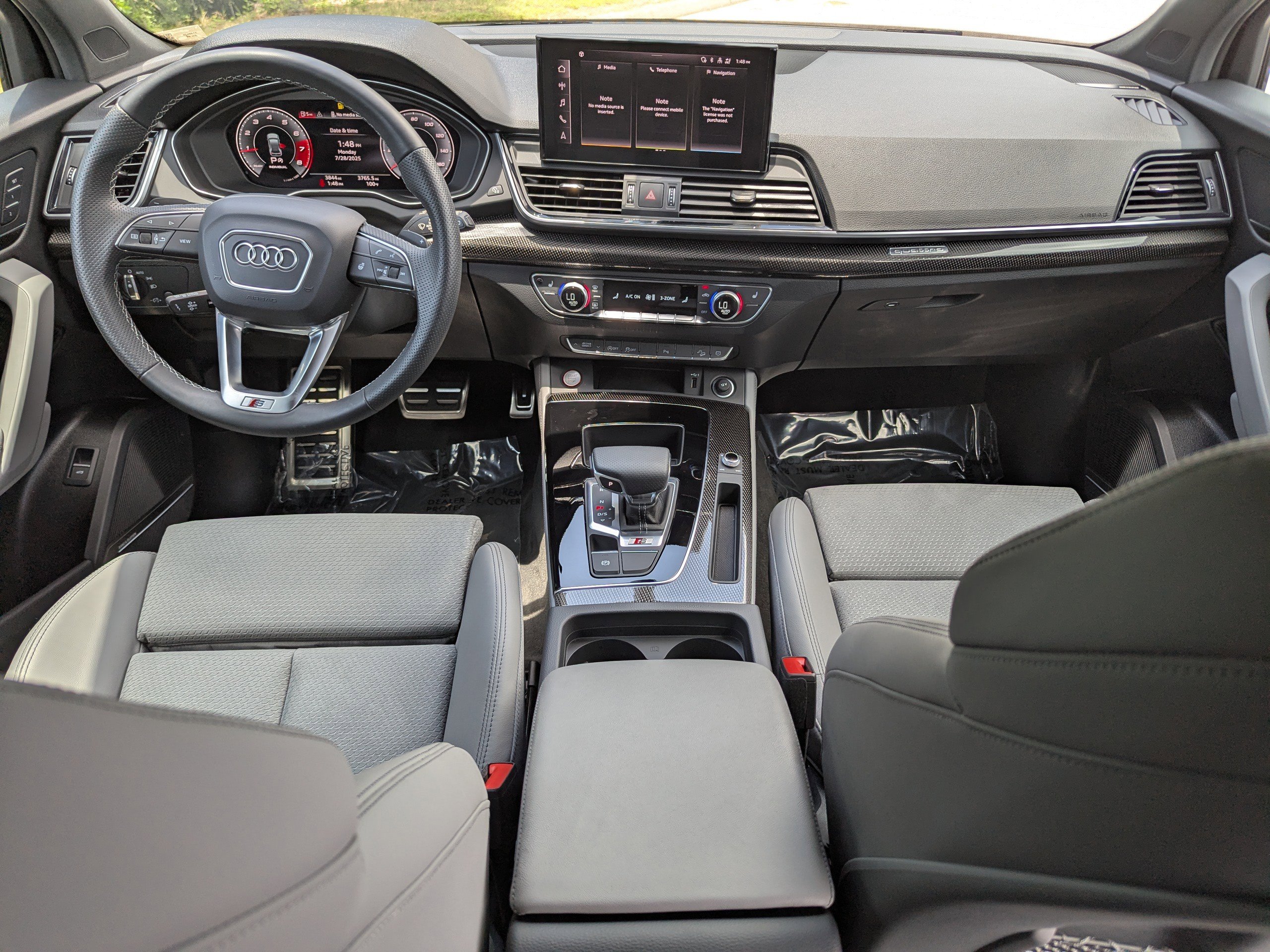 2024 Audi SQ5 Premium Plus photo 14