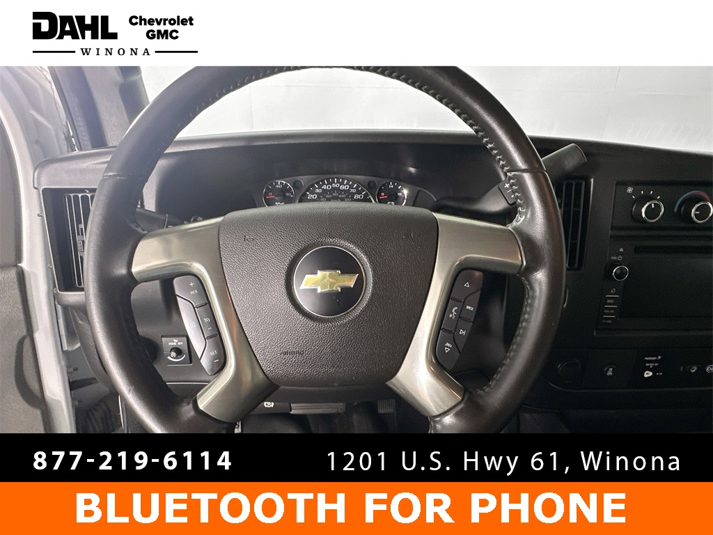 2019 Chevrolet Express Cutaway Work Van photo 10