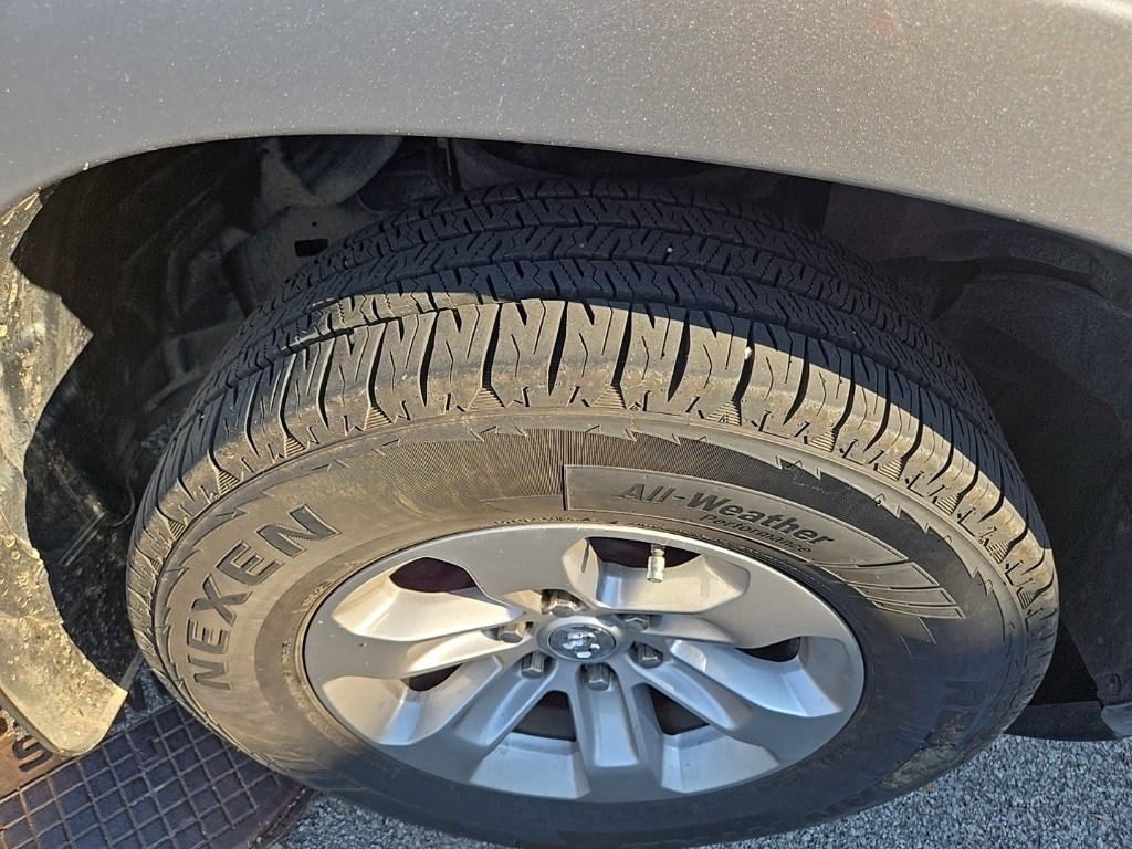 2021 Ram 1500 Laramie photo 8