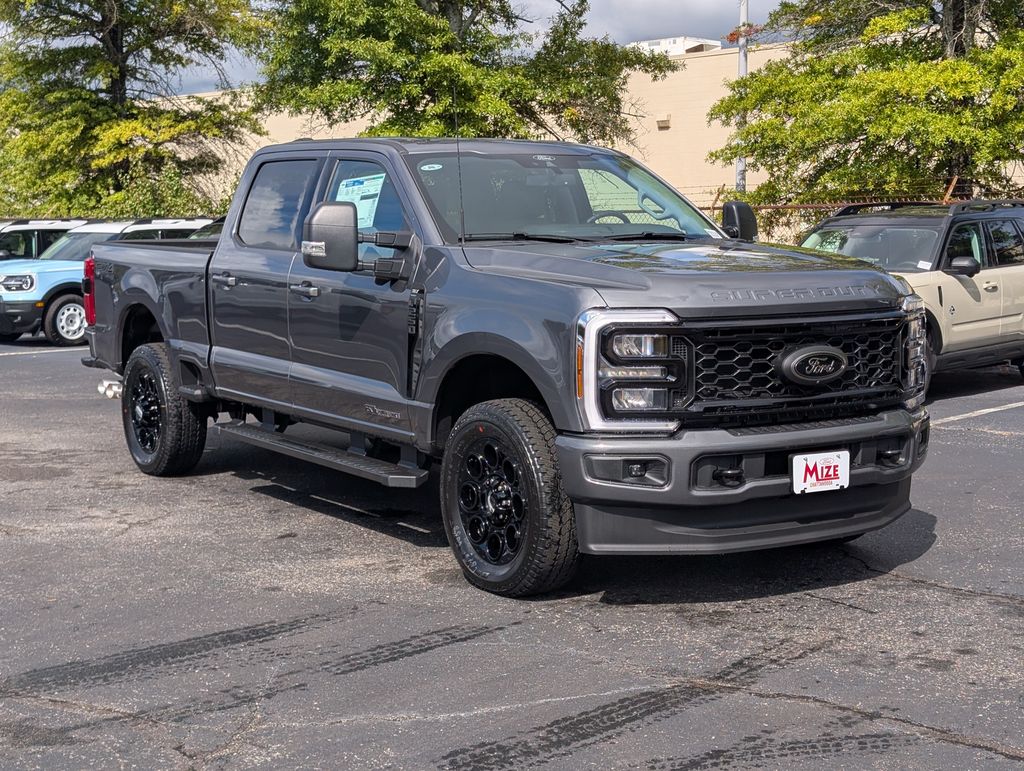 2026 Ford F-250 XLT photo 2